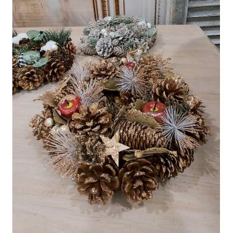 ghirlanda da tavolo ordo e rossa natalizia  in stile shabby in legno con pigne e aghi di pino natale roma (2)